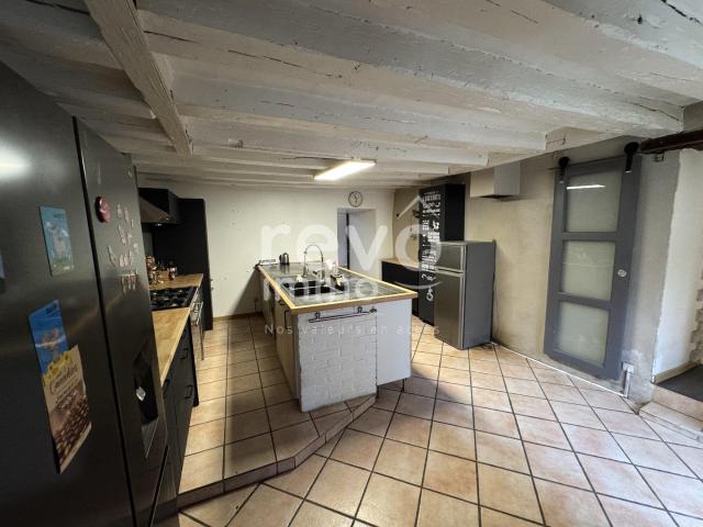 Grande maison familliale et Crin de sérénité à Bazouges sur. 190m² Bazouges sur le Loir