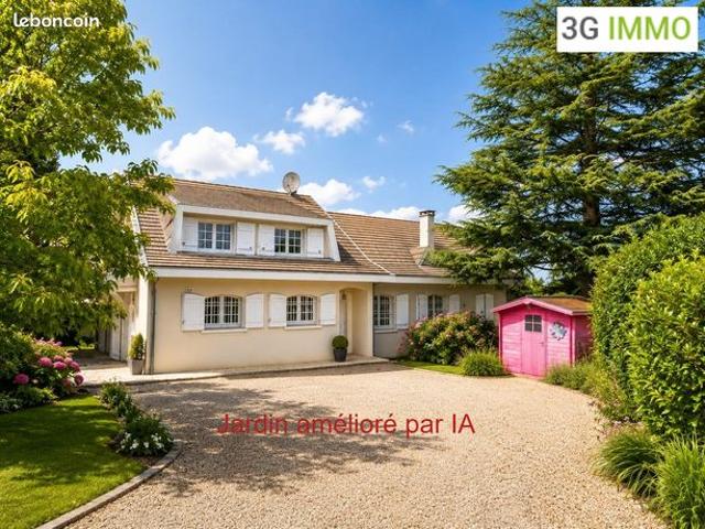 Maison bourgeoise à rénover | Grand terrain | Molières
