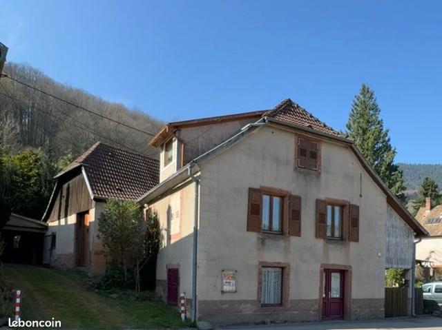 Grande maison individuelle à rénover