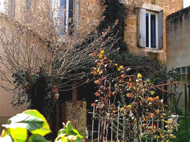 Grande maison proche commodités 160m² Miramont de Guyenne