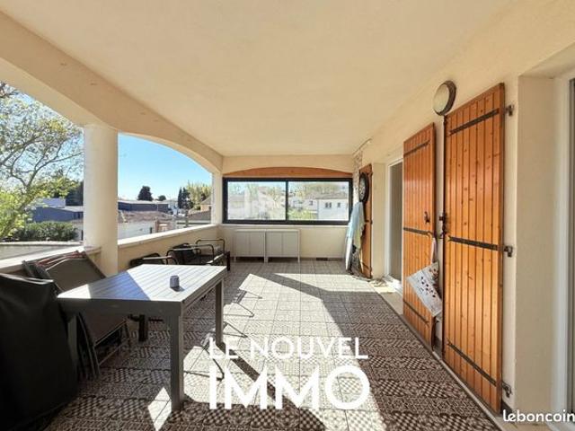 Grande maison t6 avec t2 independant terrasse