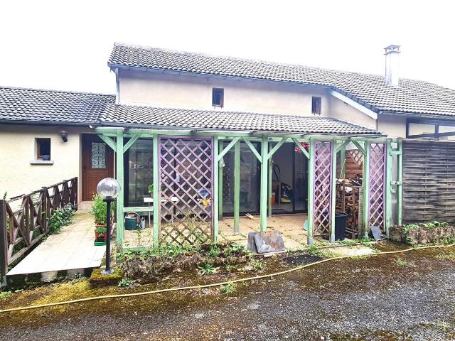 Grande maison terrain 1ha boisée