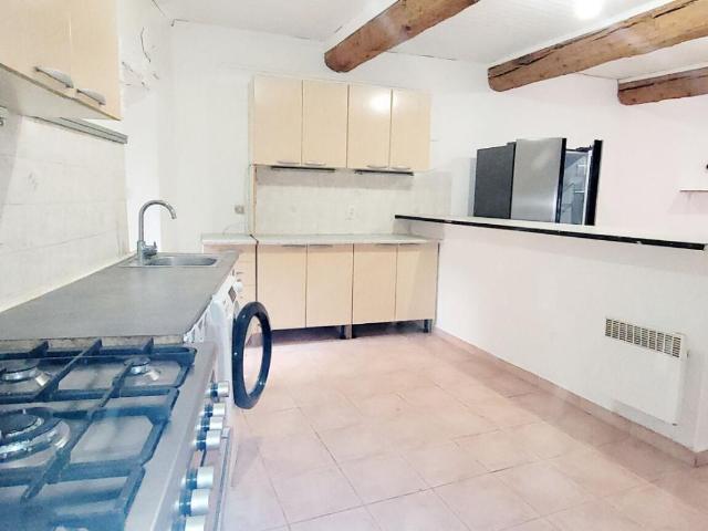 Grande maison T4 de 143 m2 évolutive en T5 avec possibilité de toit terrasse ? Proche Narbonne