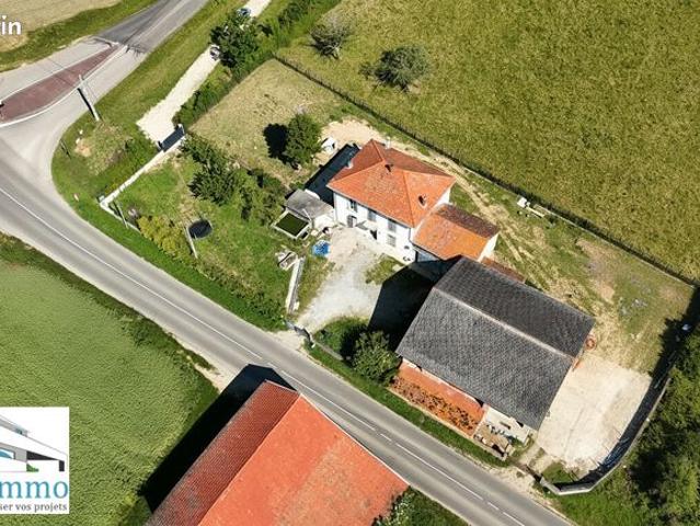 Grande maison 160m² + hangar de 140m² Terrain 3365m²