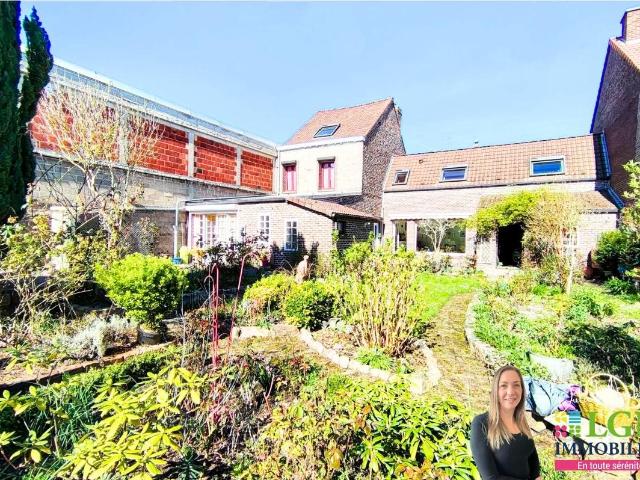 ?Grande maison 176 m² avec garage – Secteur recherché Rhonel. 176m² Valenciennes