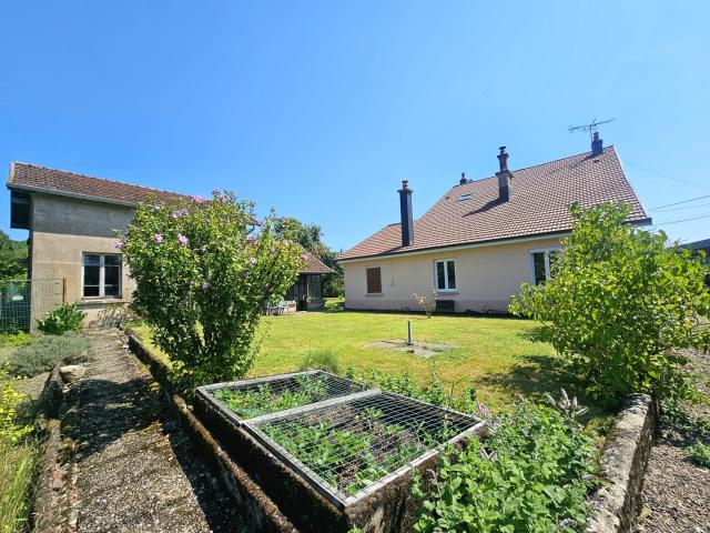 Grande maison 230m2 F8 Champagney