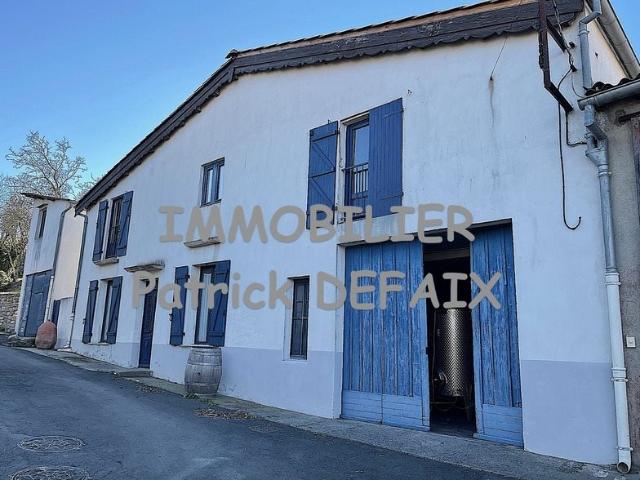 Grande maison 4 suites, piscine et dépendances 157m² Cascastel des Corbières