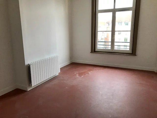 Grande Studio Place Louse de Bettignies