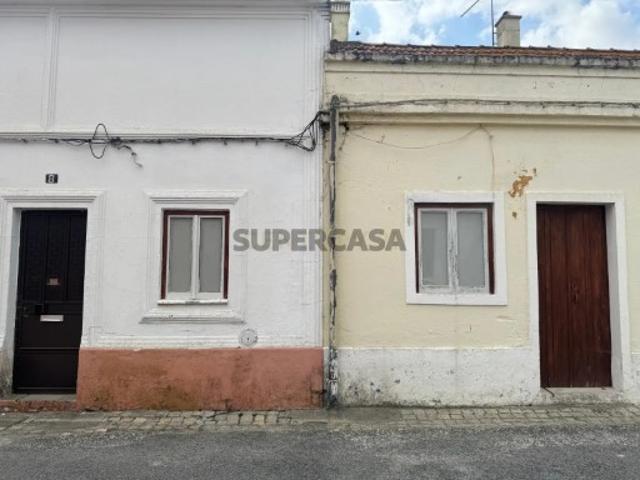 Grande Potencial de Reabilitação na Landeira Azinhaga 1º de Maio, Vendas Novas!