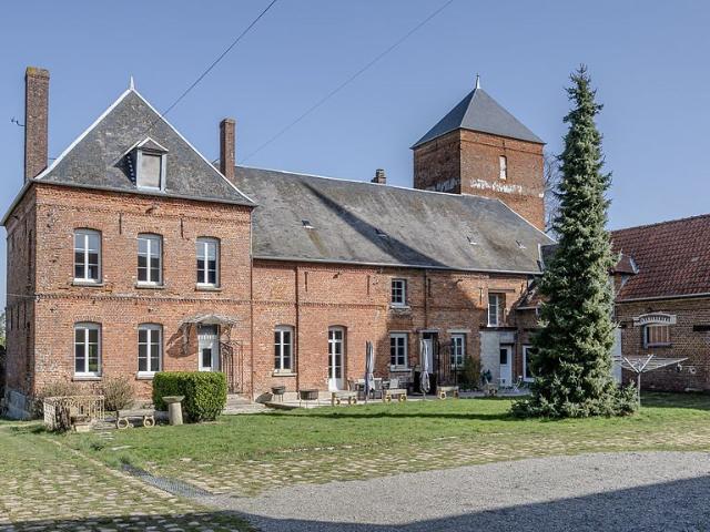 Grande Propriété Au Coeur De L'histoire 390m² Liancourt Fosse