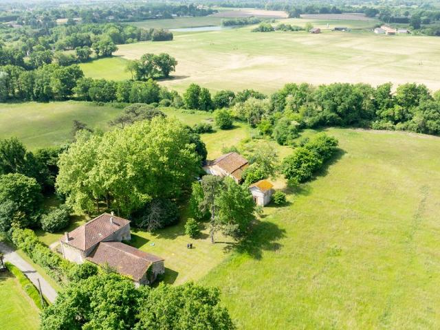Grande Propriete Avec 6,5Ha 295m² Eauze