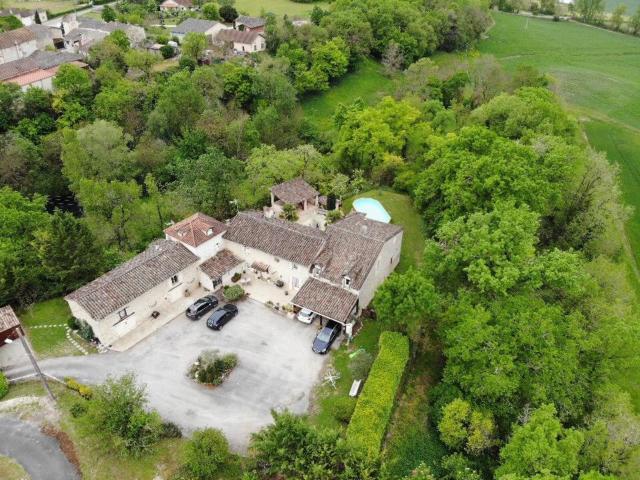 Grande Propriété en Pierres 400m² Gaillac