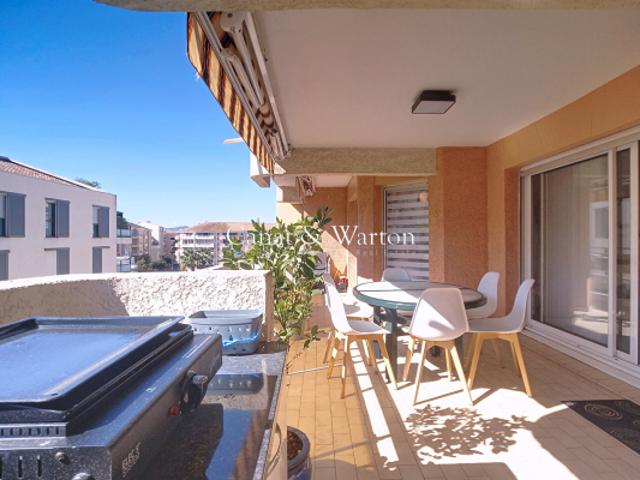 GRANDE TERRASSE