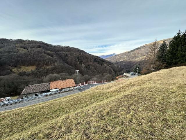GRANDE TERRENO EDIFICABILE PER 3 4 UNITÀ ABITATIVE A CERTARA