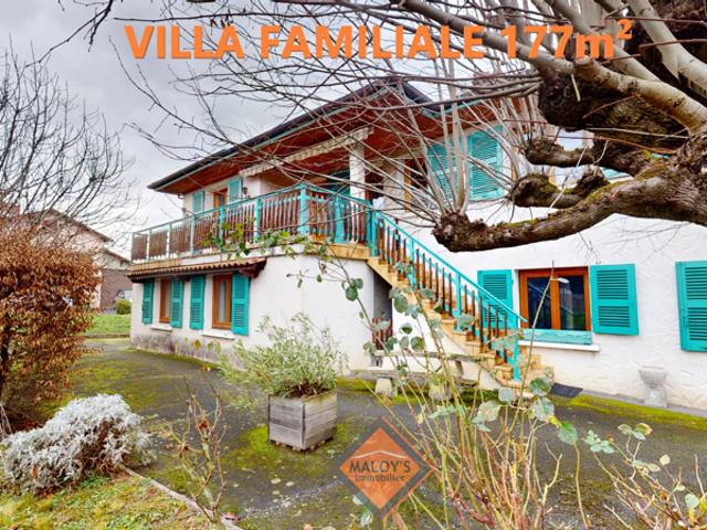 Grande villa 8 pièces appartement indépendant, garage, ter