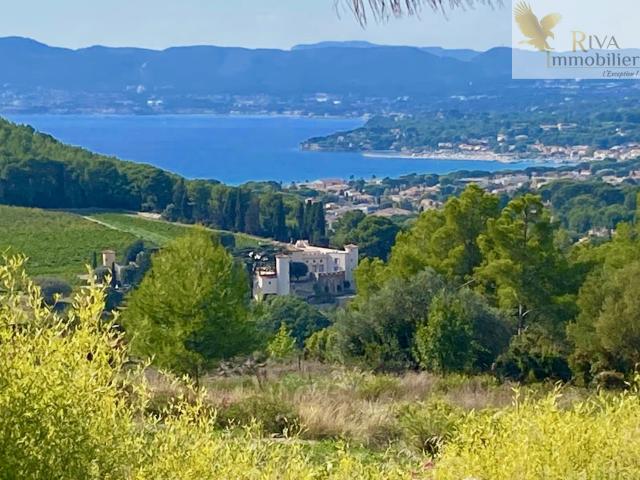 PROPRIETE DE PRESTIGE VUE MER PANORAMIQUE CADRE IDYLLIQUE A SAINT CYR SUR MER