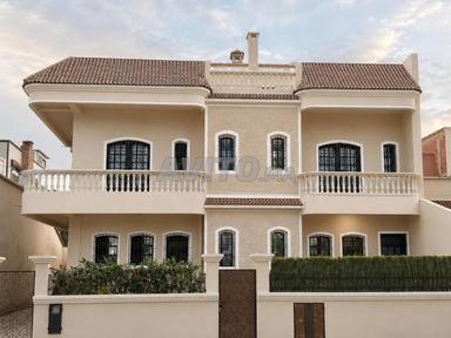 Grande villa à 200m de la plage