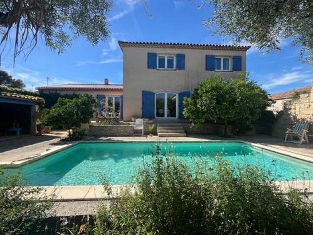 Grande villa au calme