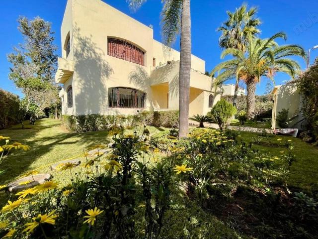 Grande villa en location sur hay riad