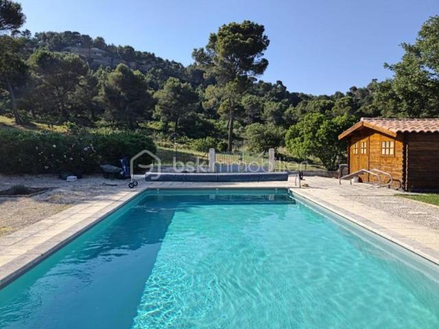 Grande Villa Familiale avec Accès Direct Colline – Avec Studio