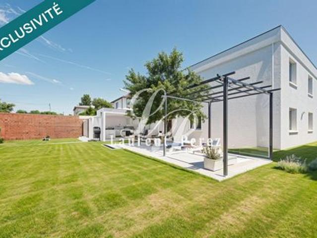 Grande villa familiale de 178 m² – 7 chambres – Terrain clos de 600 m² – Proche commodités