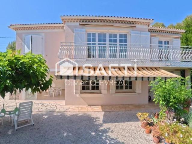 Grande villa familiale 6 chambres vue dégagée
