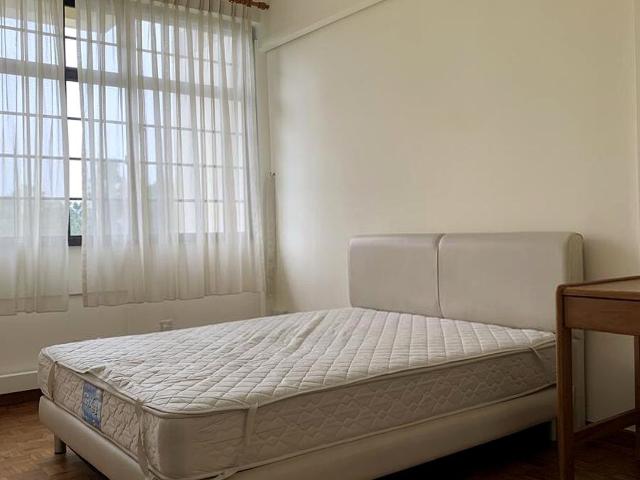 Grande Vista D28, Condominium