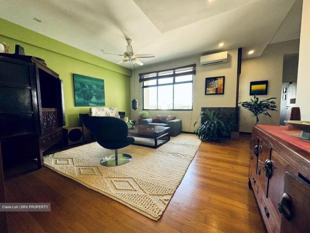 Grande Vista D28, Condominium