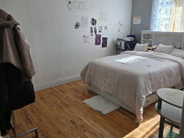 Grandes chambres à louer près de l'hôpital Maisonneuve Rosemont