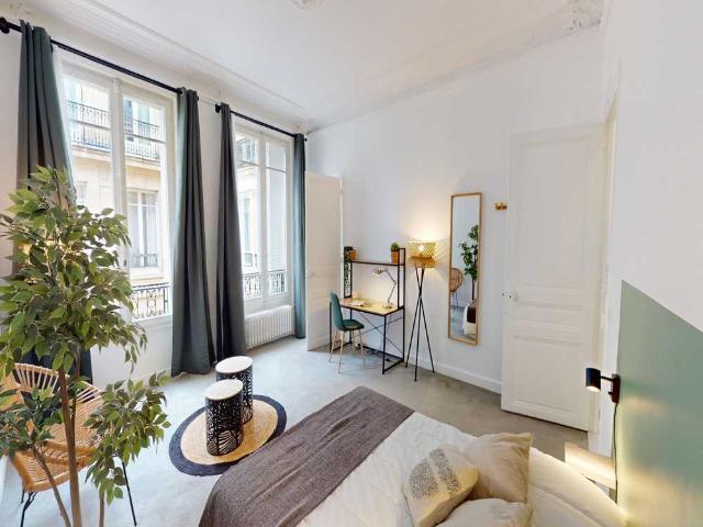 Chambre in Paris Boulevard Malesherbes Bat A