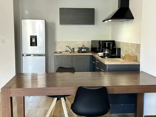 Grand studio proche centre ville