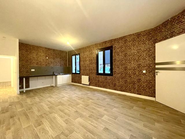 GRANDS VOLUMES POUR CET APPARTEMENT