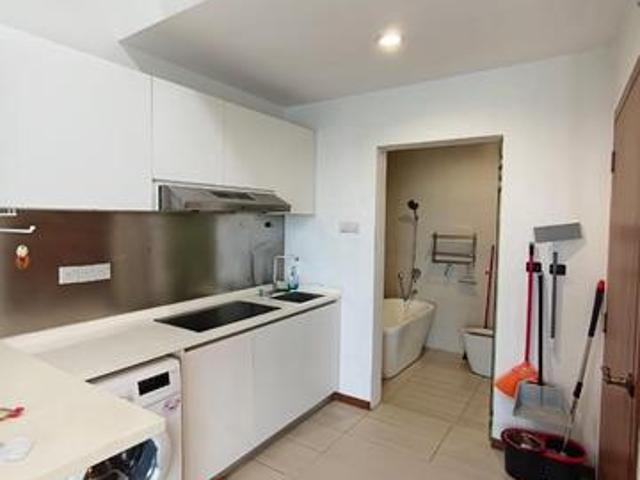 Grandview 360 Apartment Bayu Puteri Near CIQ