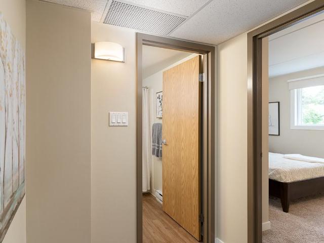 Granite House 1 Bedroom Apartment for Rent at 1100 Henderson Hwy, Winnipeg, MB R2G 1L2 Kildonan Drive