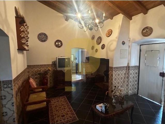 Granja 2 quarto, Avis Avis DS101862557