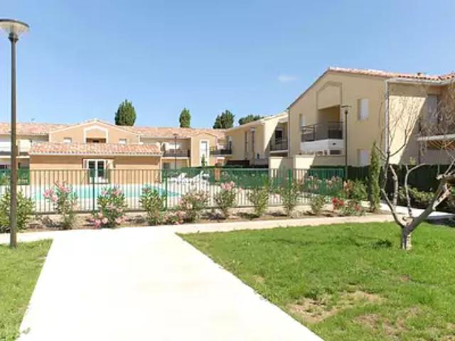 Grans 13450 Achat / Vente appartement 2 pièces t2 au dernier étage