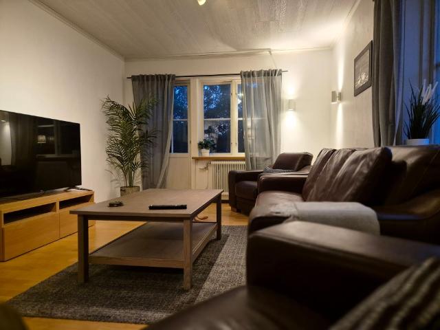 Gränsbyvägen, Väja