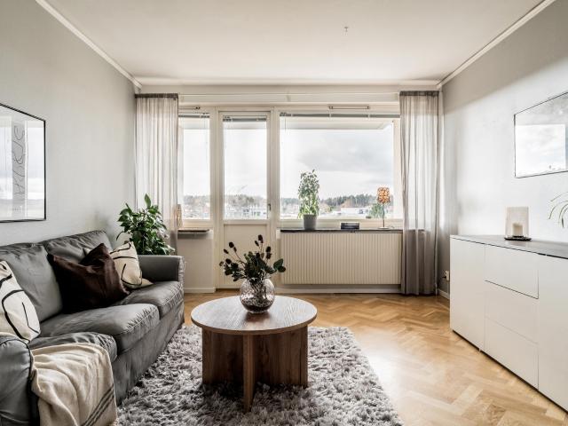 Granvägen 85