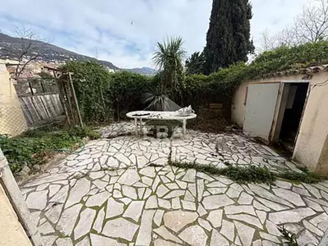 Grasse 06130 Achat / Vente appartement 2 pièces t2 terrasse cave