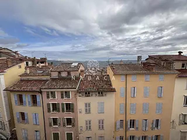 Grasse 06130 Achat / Vente appartement 4 pièces t4 au dernier étage