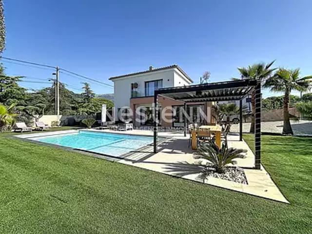 Grasse 06130 Achat / Vente maison 5 pièces t5 piscine terrasse