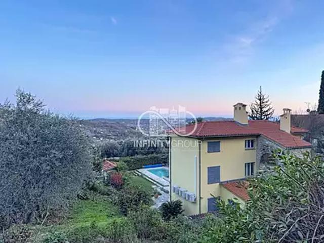 Grasse 06130 Achat / Vente maison 9 pièces t9 piscine