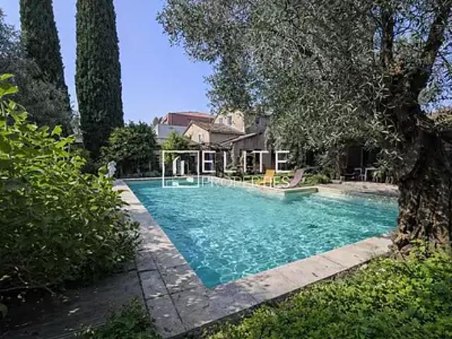 Grasse 06130 Achat / Vente maison 9 pièces t9