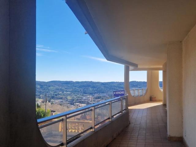 GRASSE Centre Résidence AMIRAL DE GRASSESpacieux 4/5 Pièces 95m2+terrasse de 52m2
