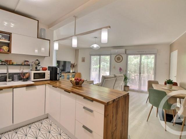GRASSE, appartement à vendre, 3 pièces, 62 m²
