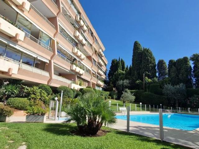 GRASSE, Beau 4 P avec Garage et Parking