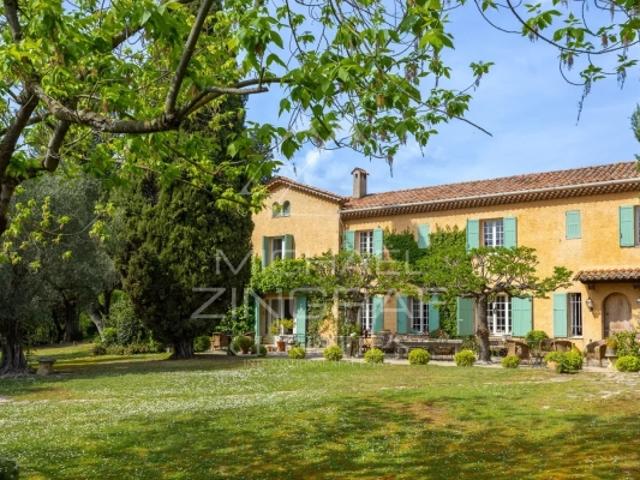 Grasse – Mas authentique du XIXe siècle au cœur d'un parc d'exception