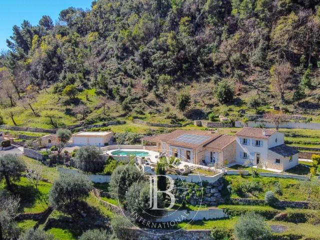 Grasse, Saint François Villa provençale en pierre 4 cham. 240m² Grasse