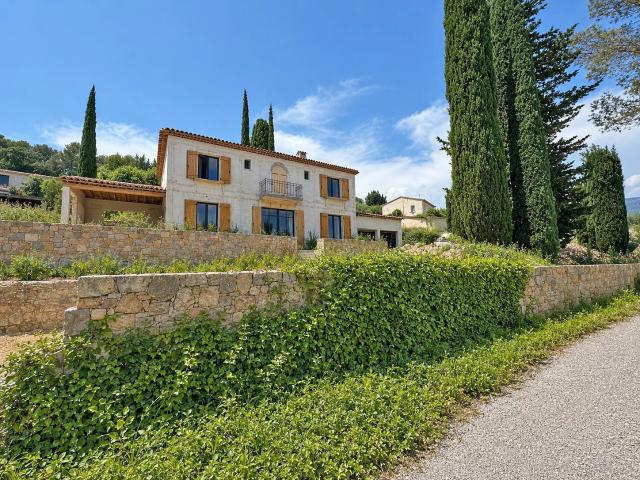 Grasse Saint Jacques – Villa Neuve Hors D’Eau / Hors D'air 190m² Grasse
