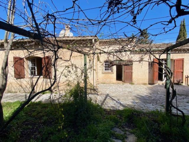 GRASSE SAINT JACQUES MAISON T5 130 M2
